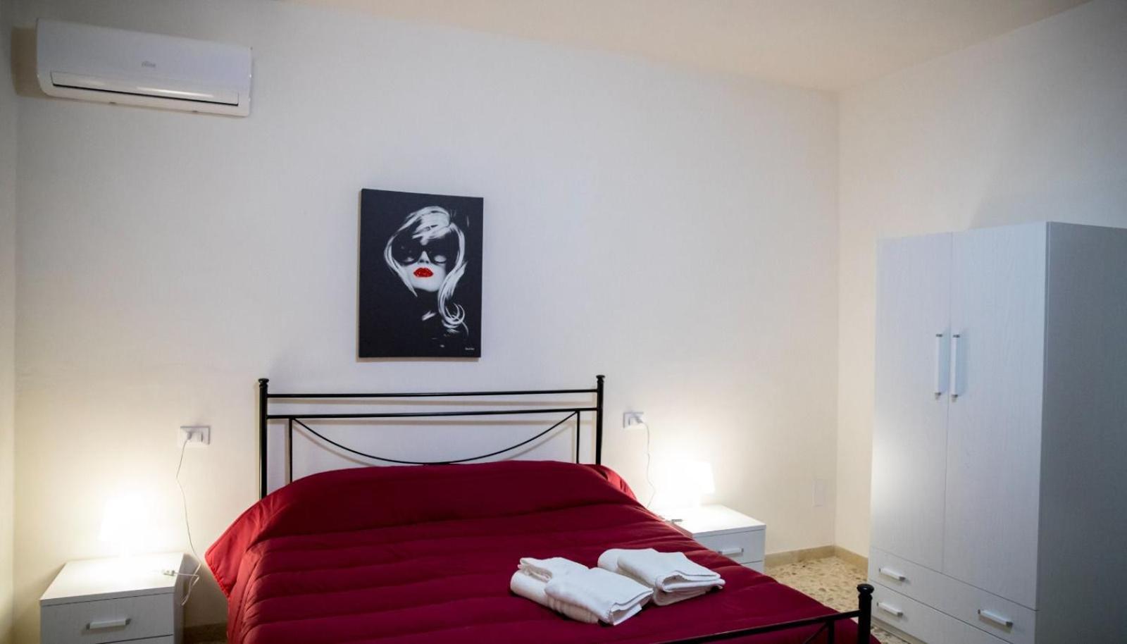 Residence Prato Erice Bagian luar foto